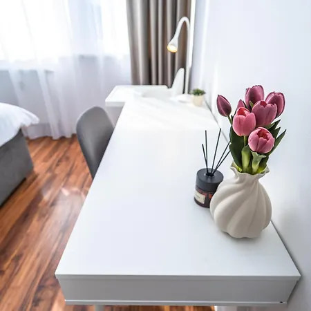 Appartement Invalidovna Metro 2br Family