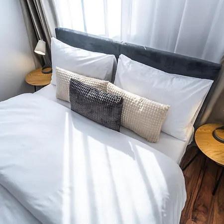 Appartement Invalidovna Metro 2br Family *